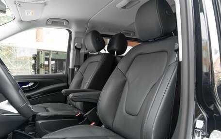 Mercedes-Benz V-Класс, 2025 год, 10 480 000 рублей, 18 фотография