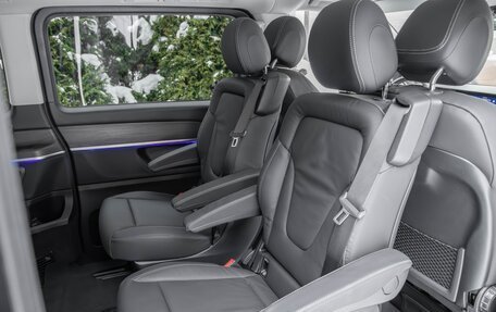 Mercedes-Benz V-Класс, 2025 год, 10 480 000 рублей, 19 фотография