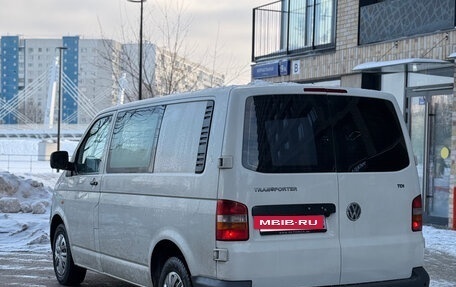 Volkswagen Transporter T5 рестайлинг, 2005 год, 1 250 000 рублей, 4 фотография