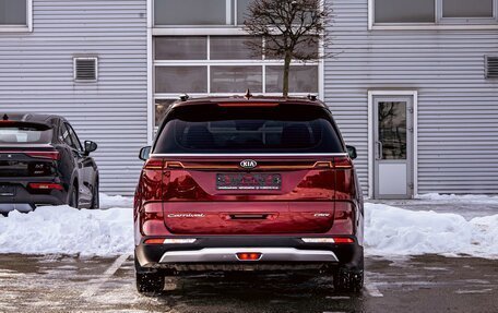 KIA Carnival, 2021 год, 3 995 000 рублей, 5 фотография