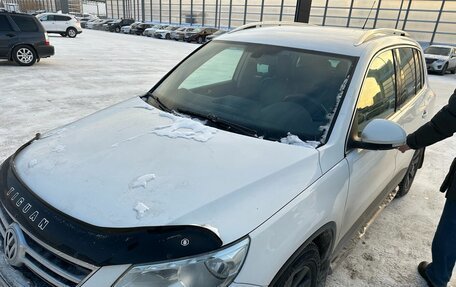 Volkswagen Tiguan I, 2010 год, 700 000 рублей, 2 фотография