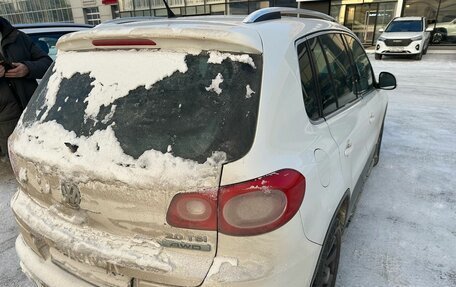 Volkswagen Tiguan I, 2010 год, 700 000 рублей, 3 фотография