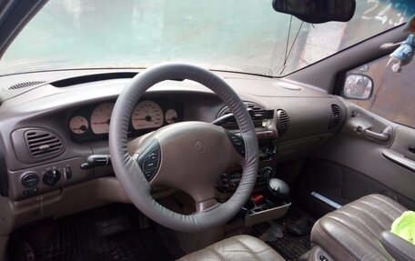 Chrysler Town & Country III, 1998 год, 160 000 рублей, 8 фотография