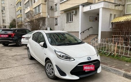 Toyota Aqua I, 2018 год, 1 210 000 рублей, 5 фотография