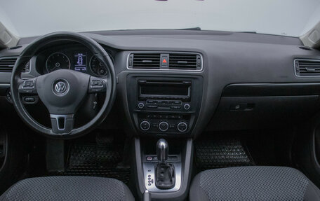 Volkswagen Jetta VI, 2012 год, 1 180 000 рублей, 13 фотография