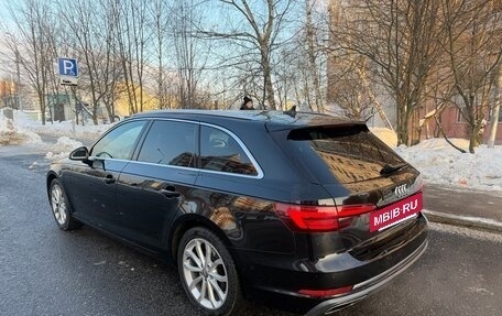 Audi A4, 2019 год, 2 850 000 рублей, 6 фотография