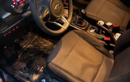 KIA Rio IV, 2018 год, 850 000 рублей, 6 фотография