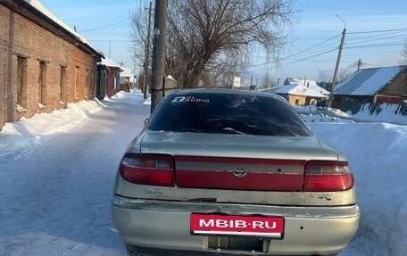 Toyota Carina, 1995 год, 210 000 рублей, 3 фотография