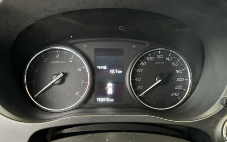 Mitsubishi Outlander III рестайлинг 3, 2020 год, 2 049 000 рублей, 12 фотография