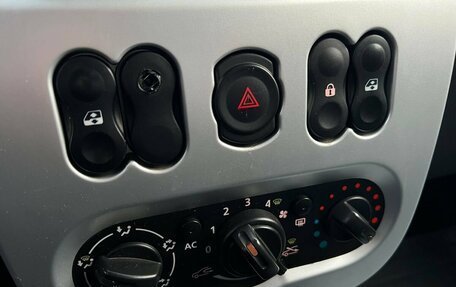 Renault Logan I, 2014 год, 499 000 рублей, 15 фотография