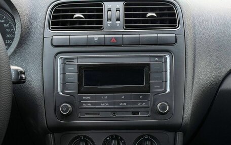 Volkswagen Polo VI (EU Market), 2019 год, 1 179 000 рублей, 13 фотография