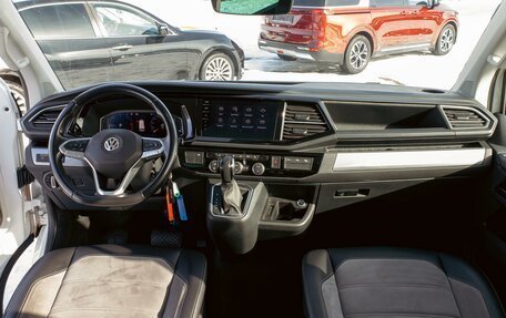 Volkswagen Multivan T6 рестайлинг, 2019 год, 5 395 000 рублей, 16 фотография