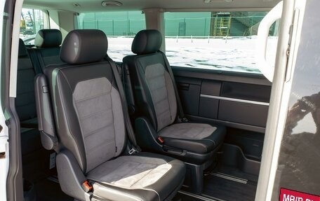 Volkswagen Multivan T6 рестайлинг, 2019 год, 5 395 000 рублей, 18 фотография