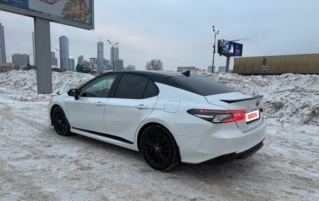 Toyota Camry, 2021 год, 3 500 000 рублей, 5 фотография