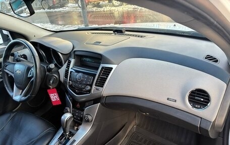 Chevrolet Cruze II, 2012 год, 750 000 рублей, 9 фотография