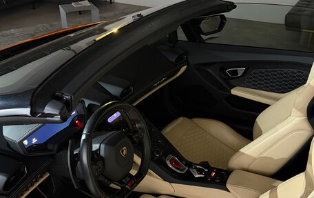 Lamborghini Huracán, 2017 год, 22 000 000 рублей, 7 фотография