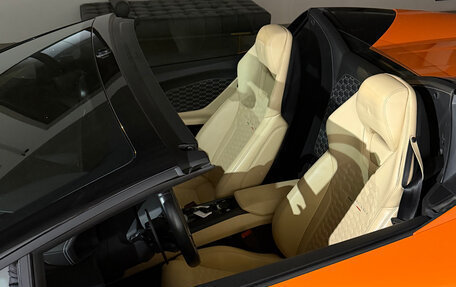 Lamborghini Huracán, 2017 год, 22 000 000 рублей, 8 фотография