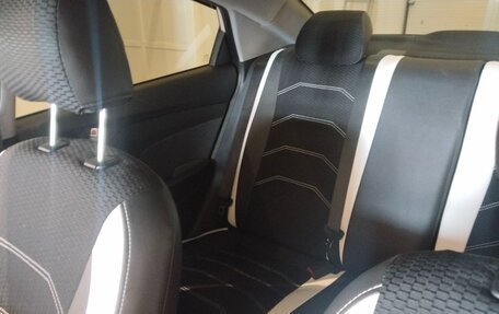 Hyundai Solaris II рестайлинг, 2021 год, 1 820 000 рублей, 13 фотография