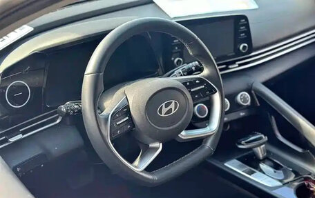 Hyundai Elantra, 2023 год, 1 746 000 рублей, 7 фотография