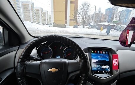 Chevrolet Cruze II, 2011 год, 595 000 рублей, 5 фотография