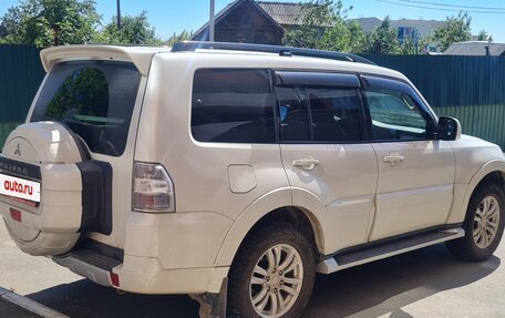 Mitsubishi Pajero IV, 2014 год, 2 900 000 рублей, 2 фотография