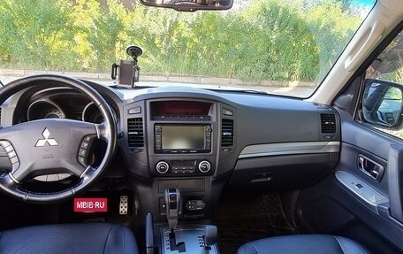 Mitsubishi Pajero IV, 2014 год, 2 900 000 рублей, 9 фотография