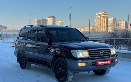 Toyota Land Cruiser 100 рестайлинг 2, 2006 год, 1 450 000 рублей, 11 фотография