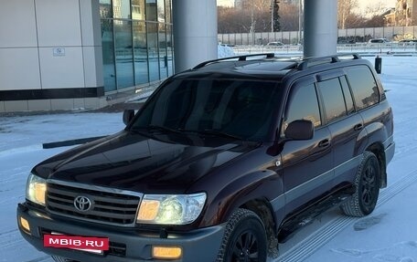Toyota Land Cruiser 100 рестайлинг 2, 2006 год, 1 450 000 рублей, 9 фотография