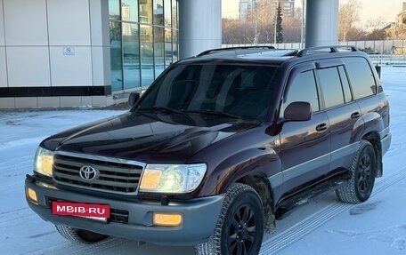 Toyota Land Cruiser 100 рестайлинг 2, 2006 год, 1 450 000 рублей, 10 фотография