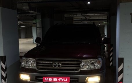 Toyota Land Cruiser 100 рестайлинг 2, 2006 год, 1 450 000 рублей, 28 фотография