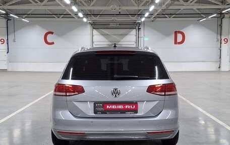 Volkswagen Passat B8 рестайлинг, 2018 год, 1 870 000 рублей, 6 фотография