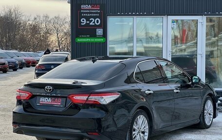 Toyota Camry, 2019 год, 2 499 000 рублей, 10 фотография