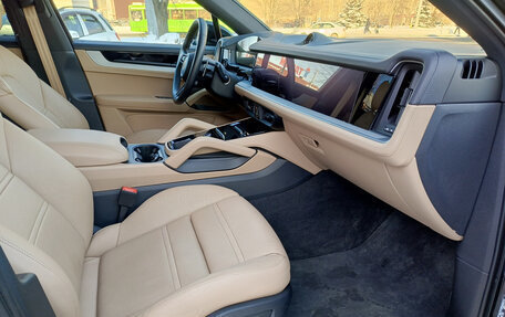 Porsche Cayenne III, 2023 год, 14 800 000 рублей, 13 фотография