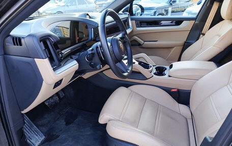 Porsche Cayenne III, 2023 год, 14 800 000 рублей, 20 фотография