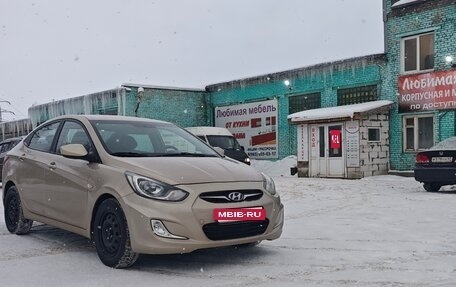 Hyundai Solaris II рестайлинг, 2011 год, 935 000 рублей, 1 фотография