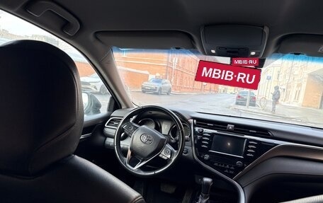 Toyota Camry, 2020 год, 2 600 000 рублей, 6 фотография