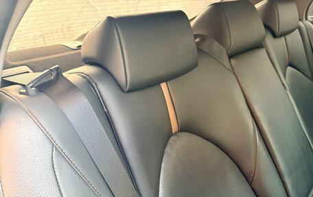 Toyota Camry, 2020 год, 2 600 000 рублей, 14 фотография