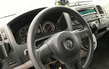 Volkswagen Caravelle T5, 2013 год, 8 фотография