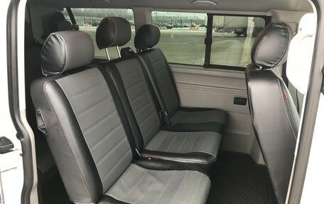 Volkswagen Caravelle T5, 2013 год, 11 фотография