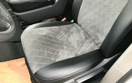 Volkswagen Caravelle T5, 2013 год, 12 фотография