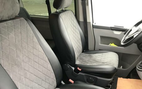Volkswagen Caravelle T5, 2013 год, 14 фотография