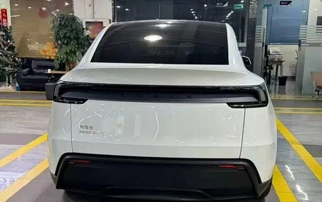 Tesla Model Y I, 2026 год, 6 920 000 рублей, 4 фотография