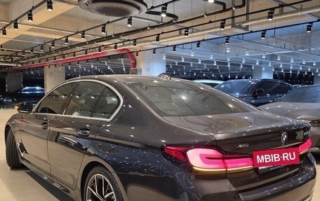 BMW 5 серия, 2022 год, 7 100 000 рублей, 12 фотография