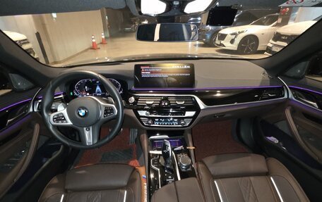 BMW 5 серия, 2022 год, 7 100 000 рублей, 26 фотография