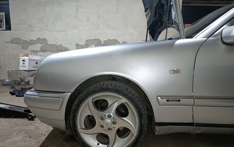 Mercedes-Benz E-Класс, 1999 год, 500 000 рублей, 7 фотография