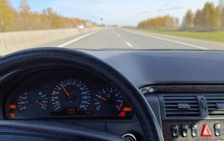 Mercedes-Benz E-Класс, 1999 год, 500 000 рублей, 10 фотография