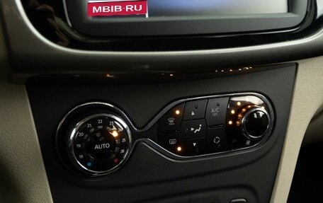 Renault Logan II, 2019 год, 1 298 055 рублей, 14 фотография