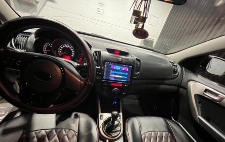 KIA Cerato III, 2009 год, 770 000 рублей, 13 фотография