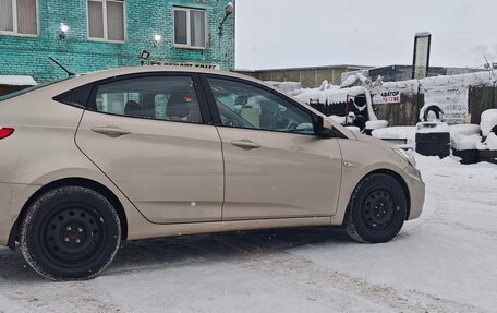 Hyundai Solaris II рестайлинг, 2011 год, 935 000 рублей, 6 фотография