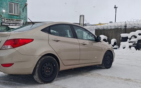 Hyundai Solaris II рестайлинг, 2011 год, 935 000 рублей, 9 фотография